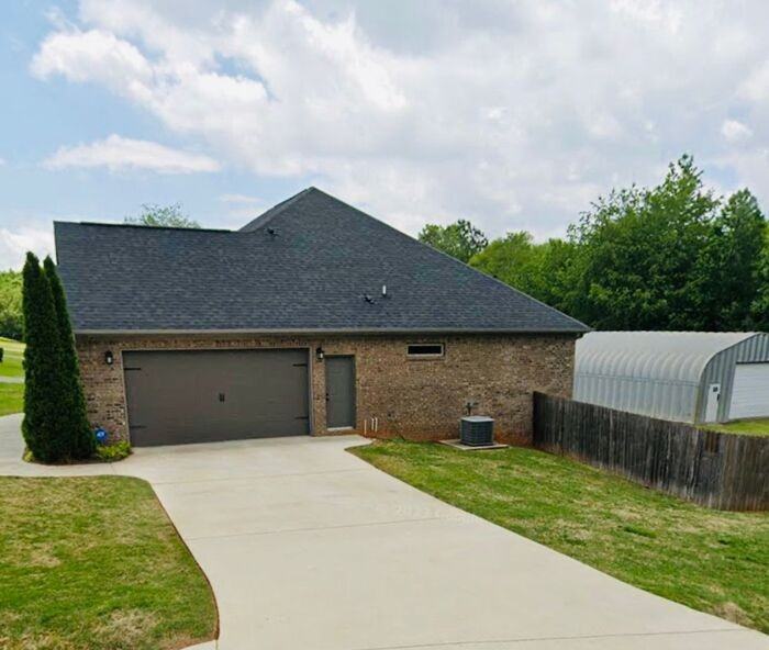 100 Lorene Dr - Photo 4 of 5