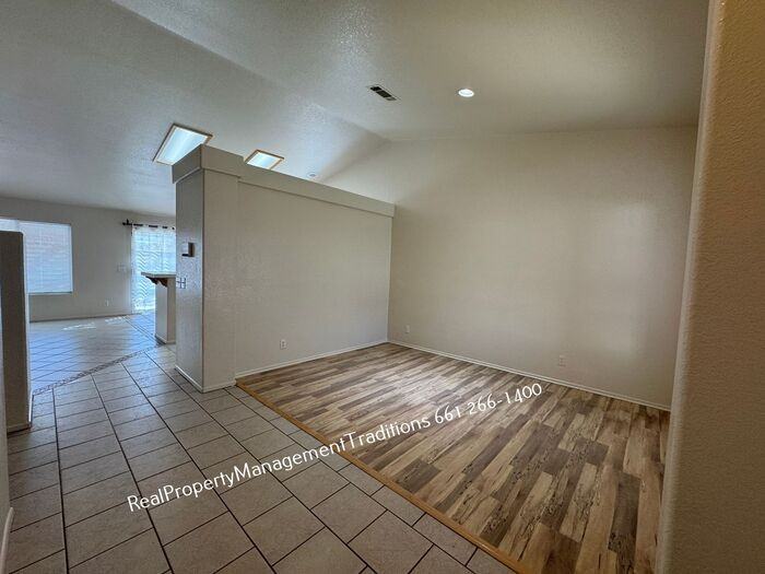 3316 Kaylyn St - Photo 2 of 20