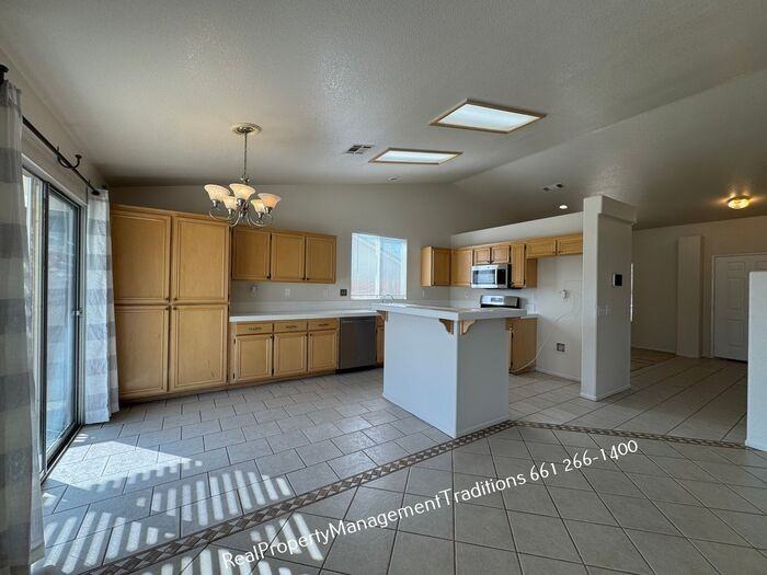 3316 Kaylyn St - Photo 5 of 20