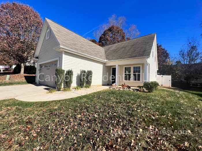 1837 Pope Hill Ct - Photo 3 of 29