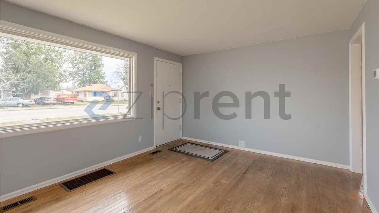 5703 N Alberta St - Photo 6 of 33