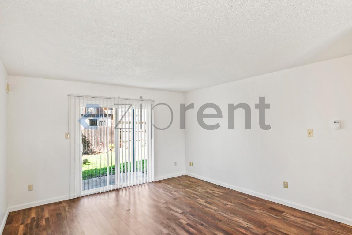 3865 Almond Ave #D - Photo 6 of 23