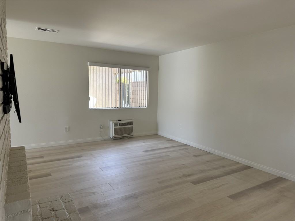 2724 Santiago Rd #A - Photo 5 of 36