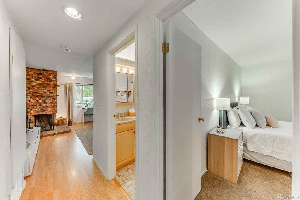 9517 Ne 180th St Apt B104 #B104 - Photo 5 of 26