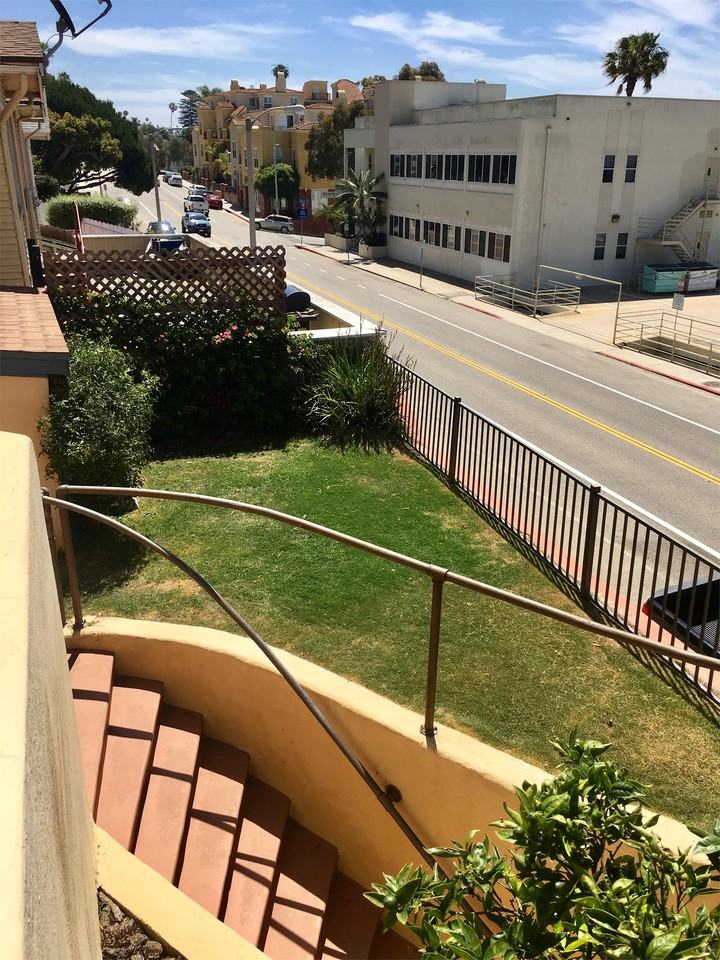 335 Poli St #1 - Photo 3 of 35