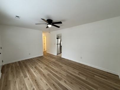 204 Mahone Court - Photo 2 of 21