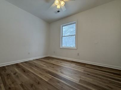 204 Mahone Court - Photo 5 of 21