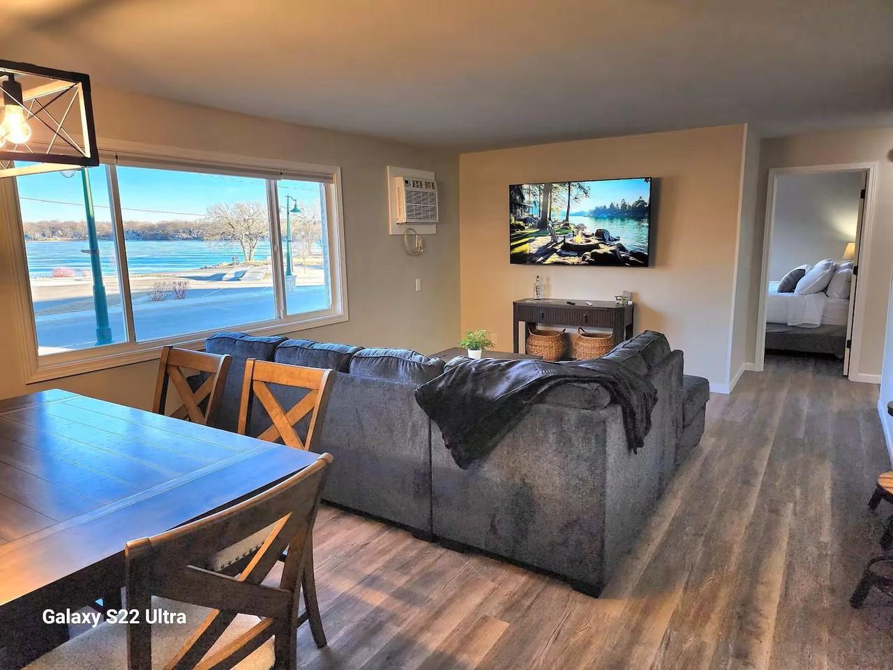 Lake Ave Apartments - Photo 2 of 10