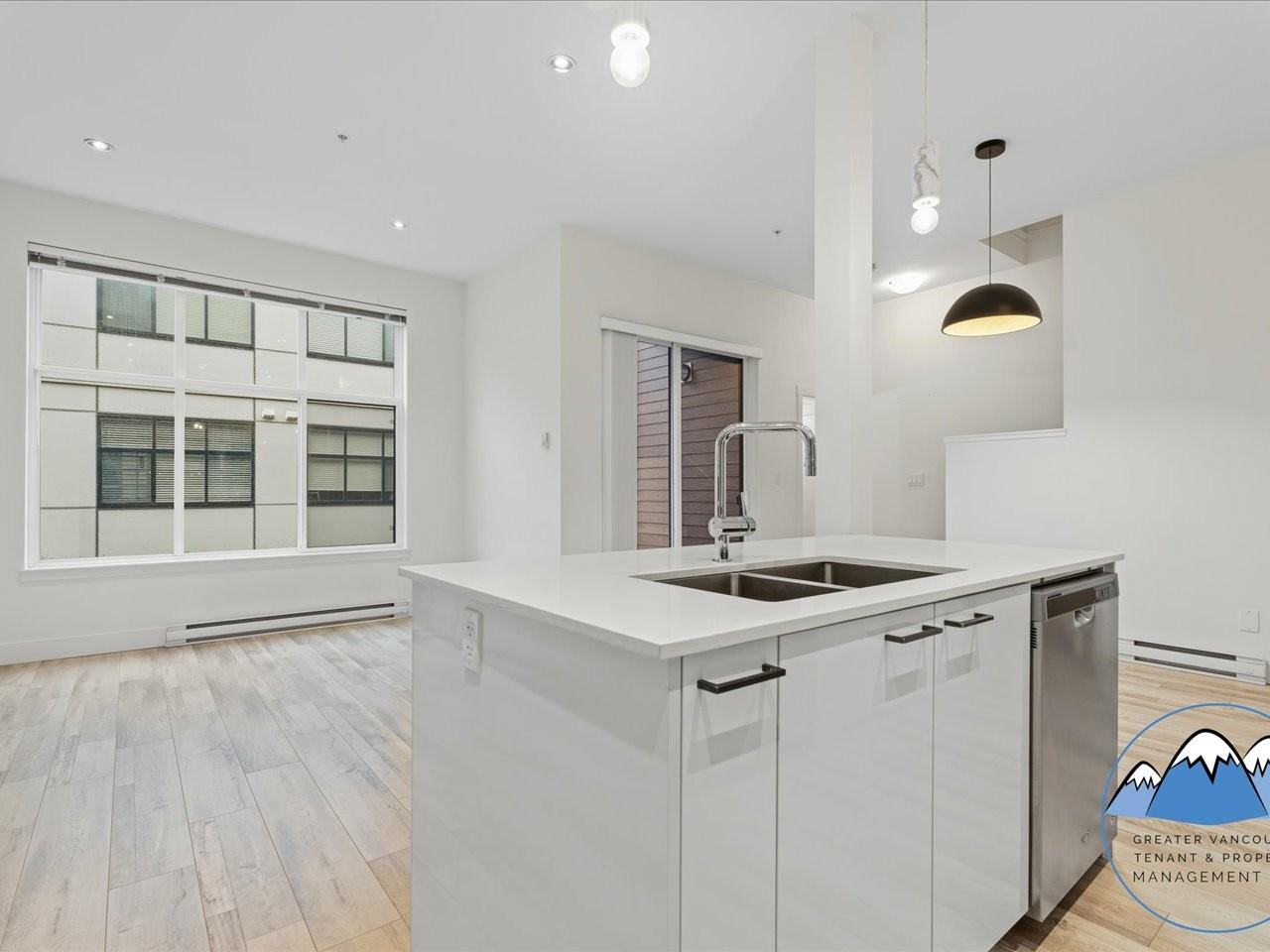 20852 78b Ave - Photo 4 of 29