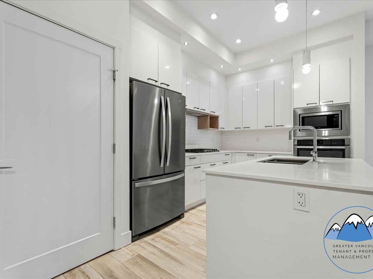 20852 78b Ave - Photo 6 of 29