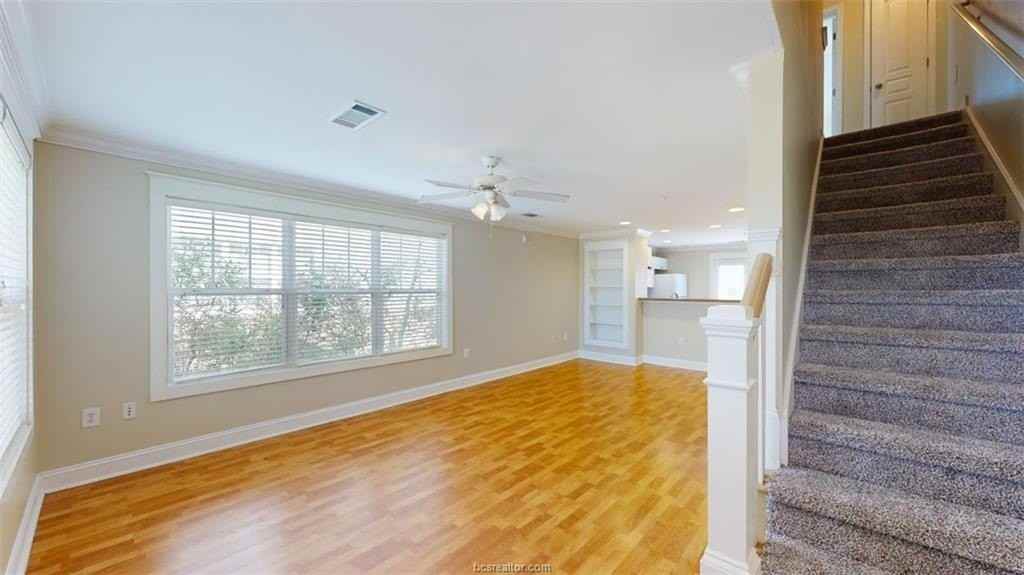 1725 Harvey Mitchell Pkwy S Apt 1721 - Photo 4 of 22