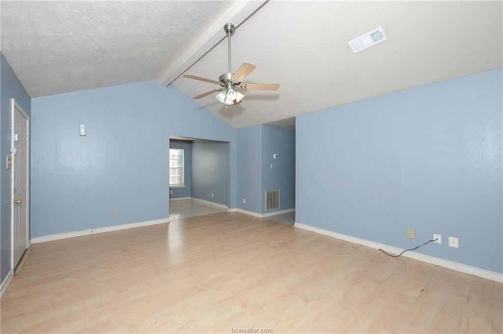 1813 Sara Dr Apt A - Photo 3 of 21