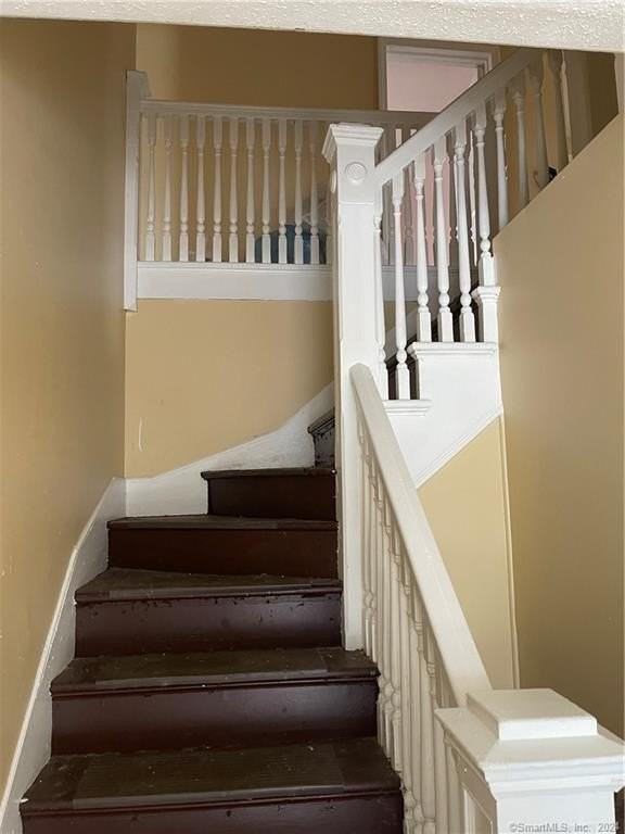 14 Hillside Ave - Photo 2 of 11