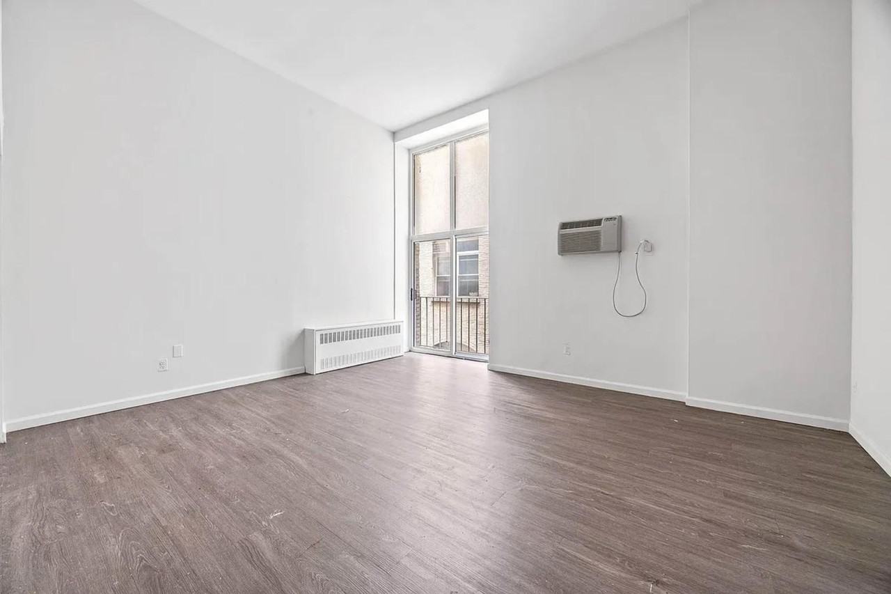 Fulton St #4D - Photo 4 of 5