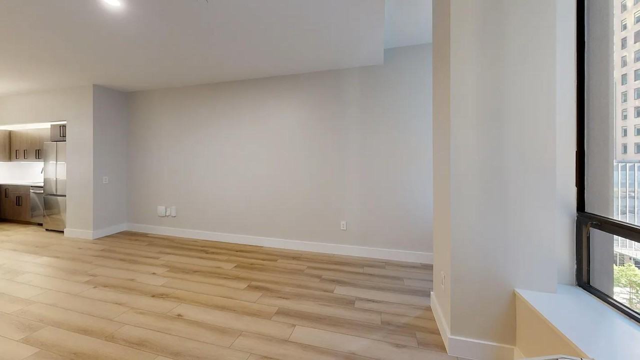 Broad St #1817 - Photo 2 of 8