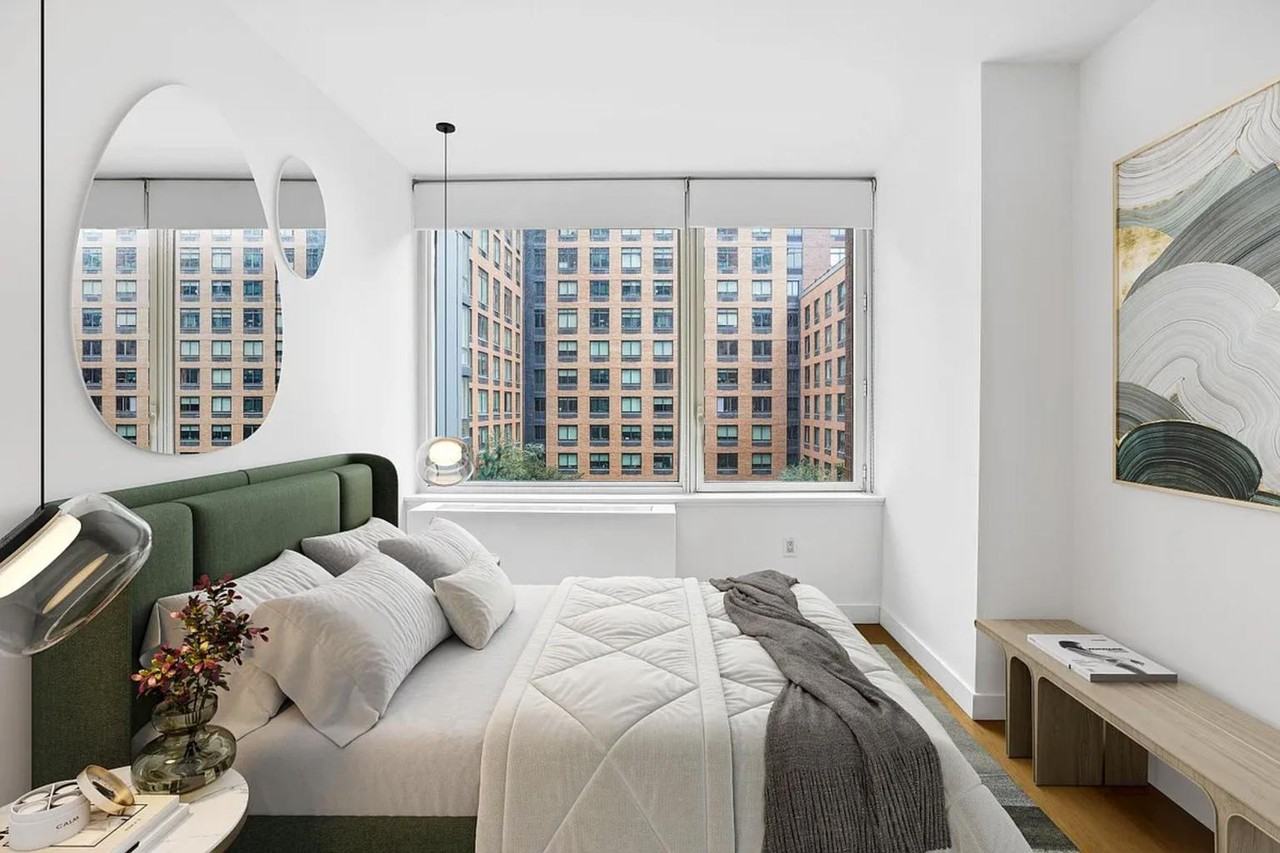 W 45th St #2406 - Photo 2 of 10