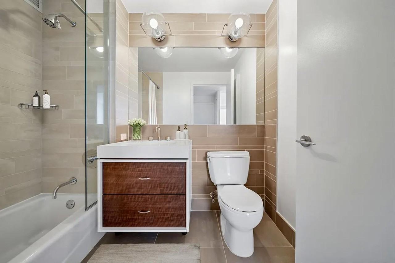 W 45th St #718 - Photo 3 of 9