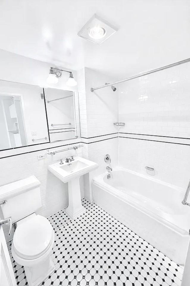 W 43rd St #7H - Photo 5 of 6