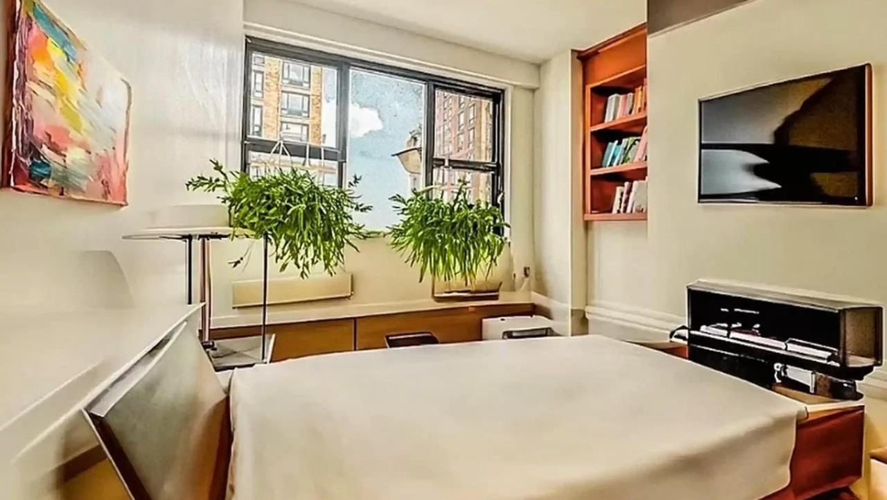 4th Ave #3P - Photo 4 of 9