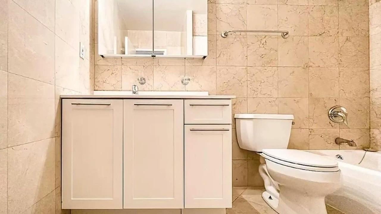 4th Ave #3P - Photo 5 of 9