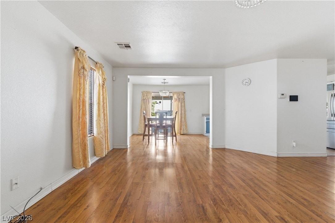 5362 Walcott Dr - Photo 7 of 38