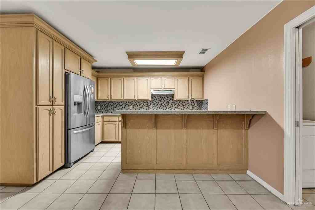 404 Quamasia Ave - Photo 7 of 15