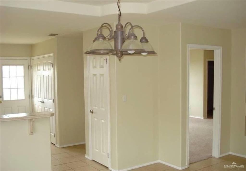 719 Sherryl Ave - Photo 3 of 9