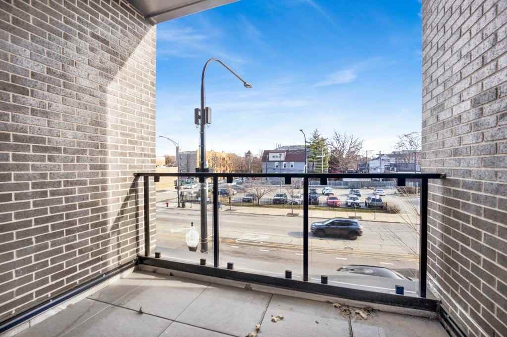 3352 N Ashland Ave #2S - Photo 3 of 20