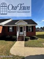 featured image of 4108 Cypress Dr Nw Unit A