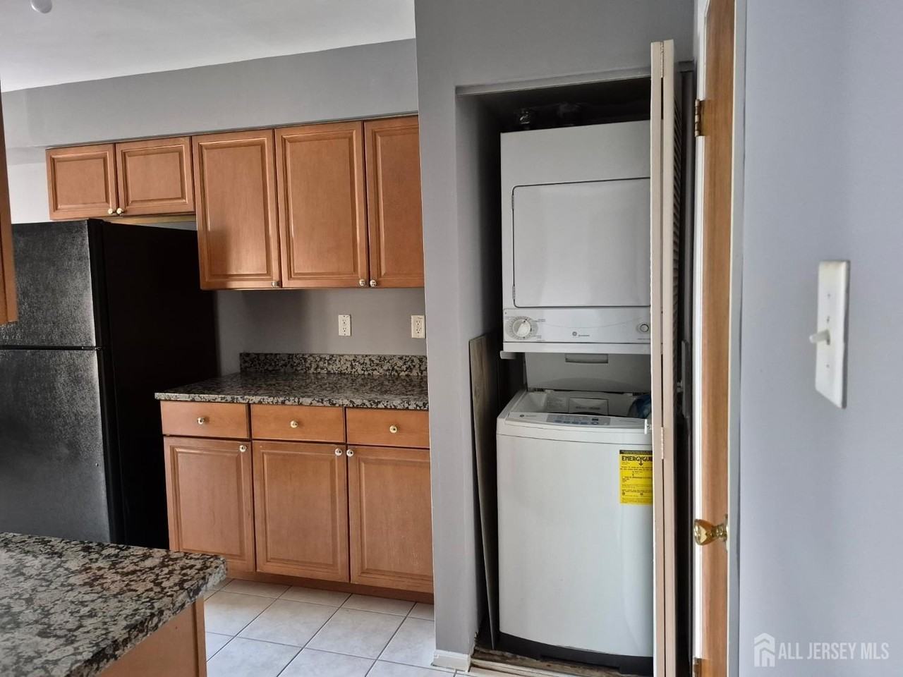 915 Edison Glen Ter - Photo 5 of 23