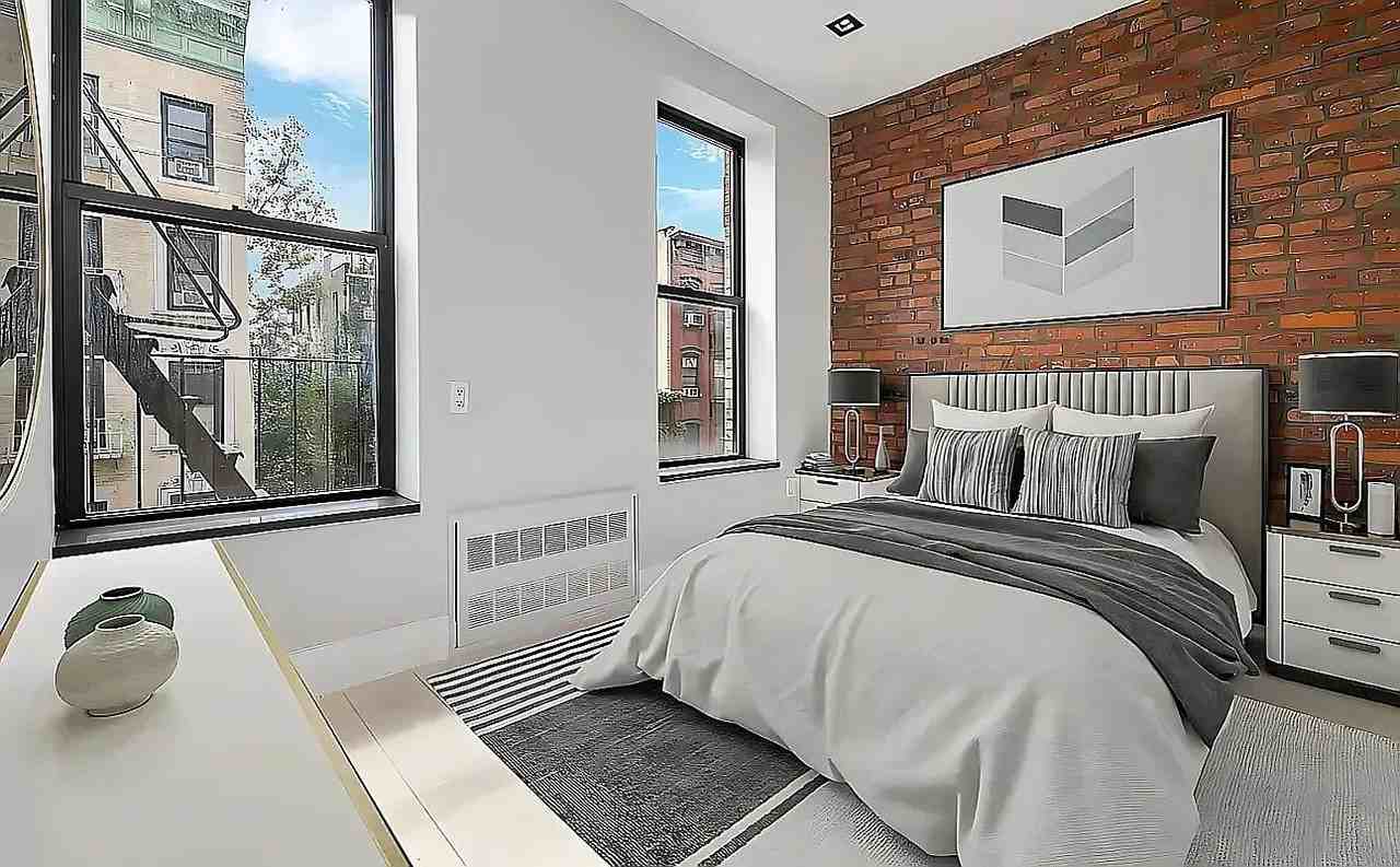 202 E 13th St #5D - Photo 2 of 8