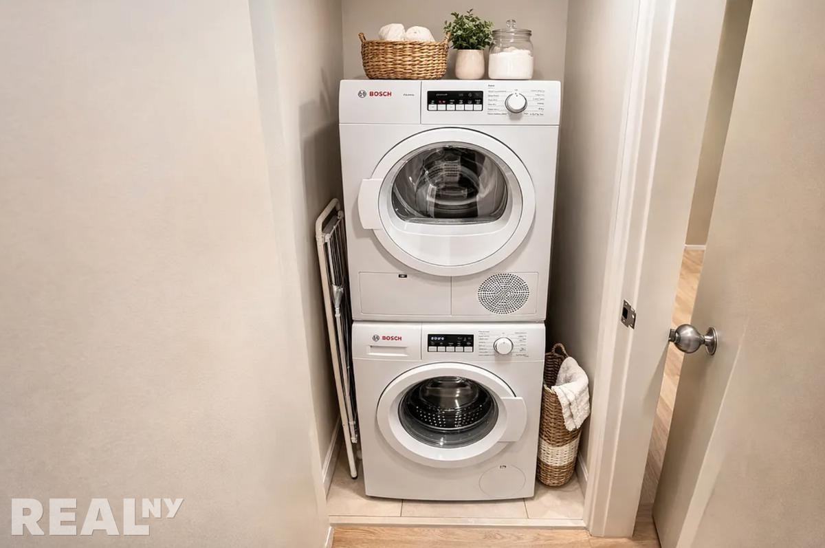 4th Ave #4E - Photo 5 of 7