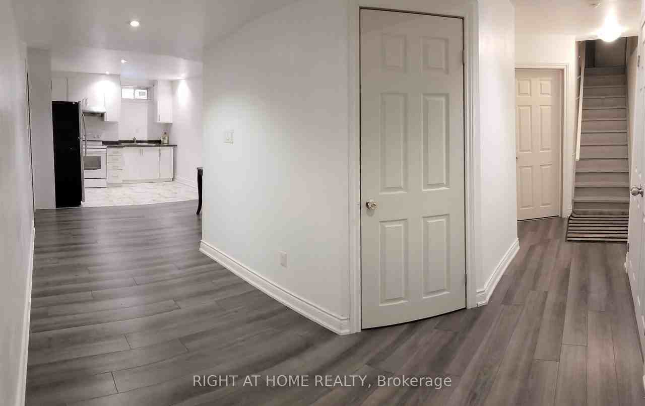 4 Elwin Road - Photo 4 of 10