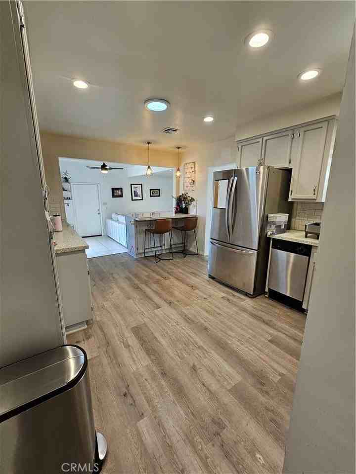 1226 Calvin Ln - Photo 3 of 15