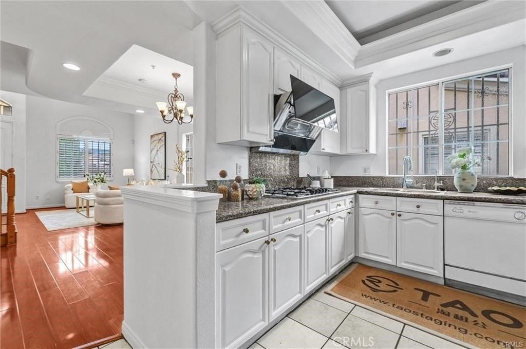 201 N Lincoln Ave - Photo 5 of 21