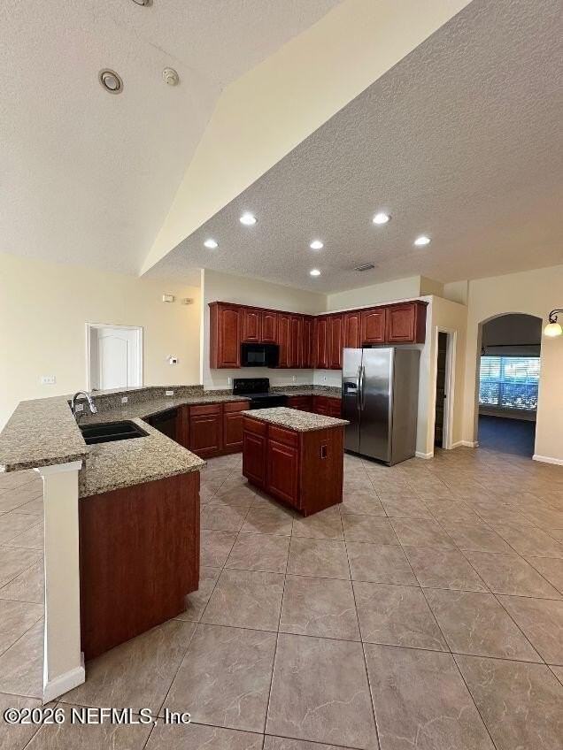 1752 N Cappero Dr - Photo 7 of 33