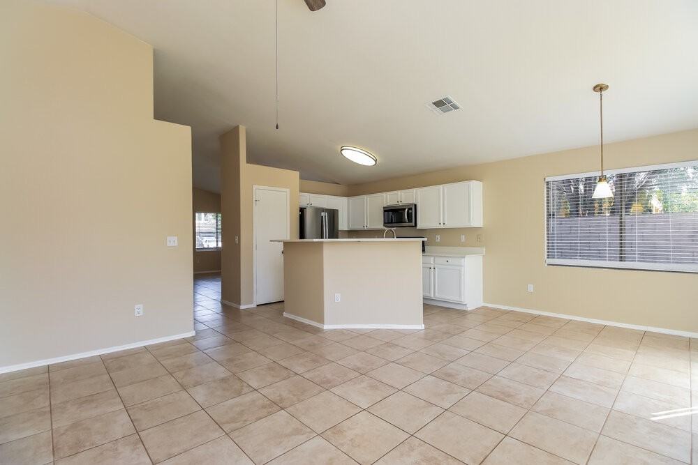 495 W Scott Ave - Photo 6 of 16