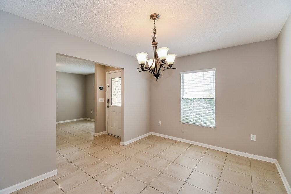 2625 Fox Creek Dr - Photo 5 of 16