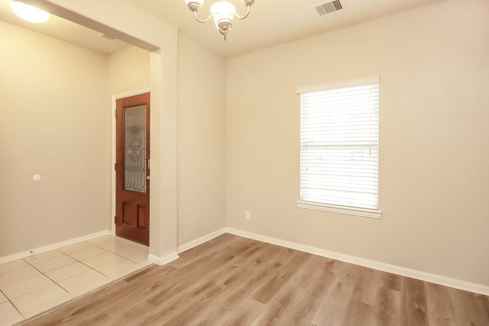 138 Pequin Rd - Photo 7 of 17