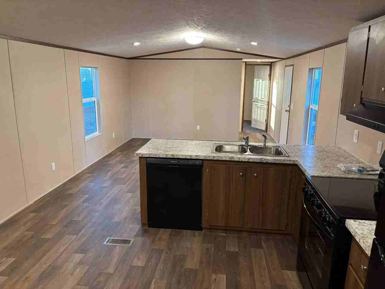 3212 Plateau Dr #108 - Photo 3 of 9