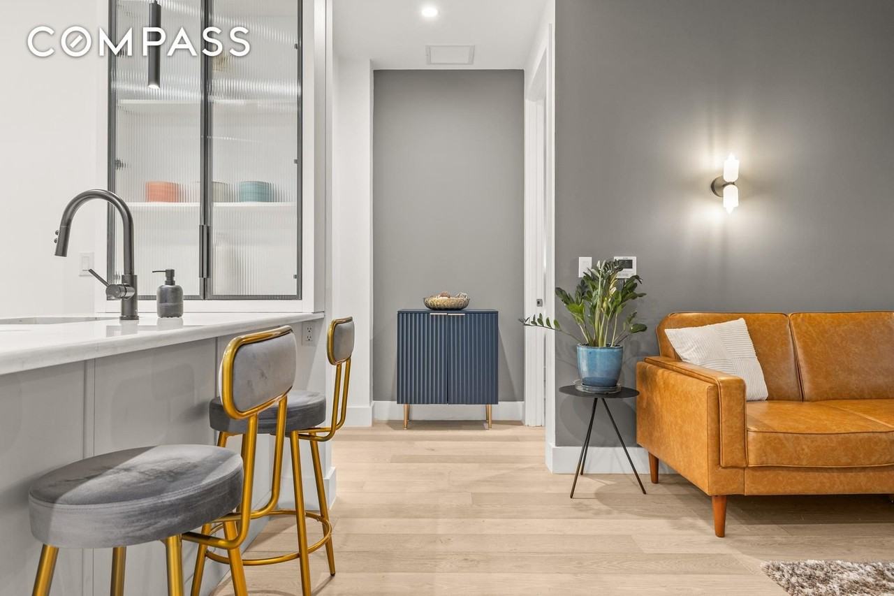 323 Lenox Rd #2C - Photo 4 of 16