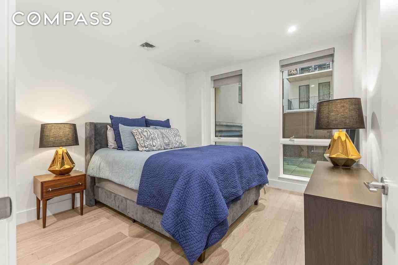 323 Lenox Rd #2C - Photo 5 of 16