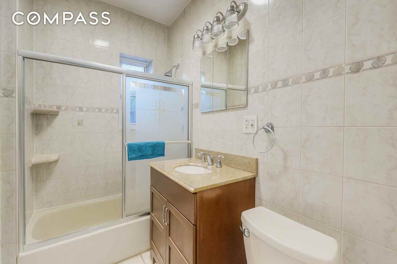 19113 42nd Ave #2R - Photo 7 of 7