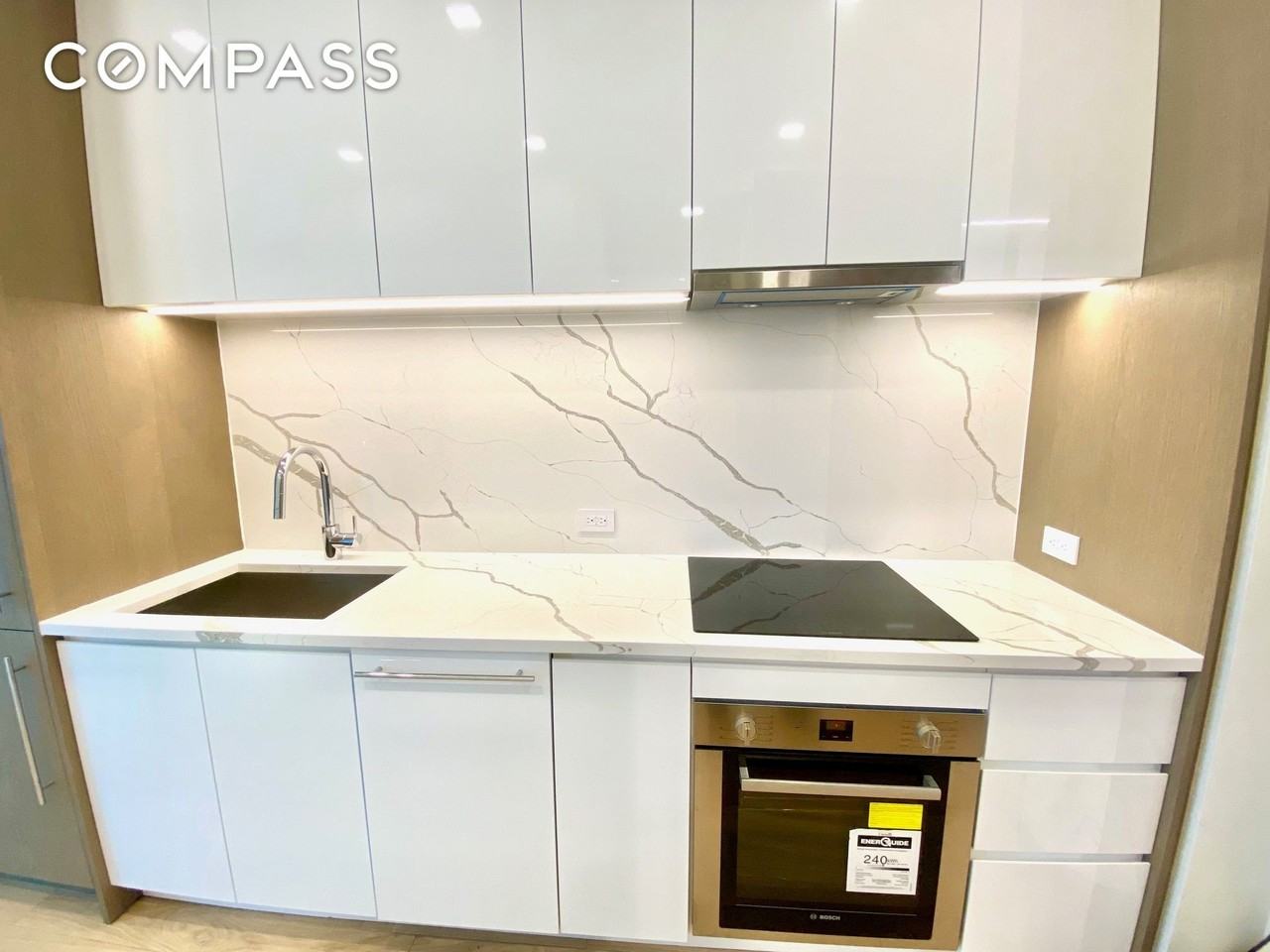 4530 Pearson St #6F - Photo 4 of 18