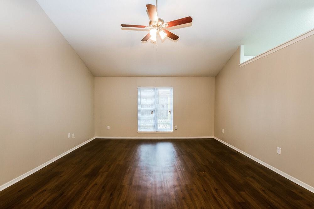 10340 Palmer Cv - Photo 4 of 17