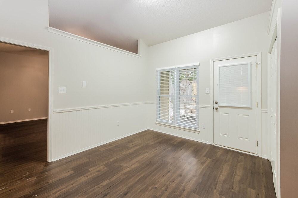 10340 Palmer Cv - Photo 5 of 17