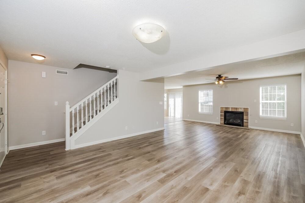 8325 Bluestem Ln - Photo 7 of 17