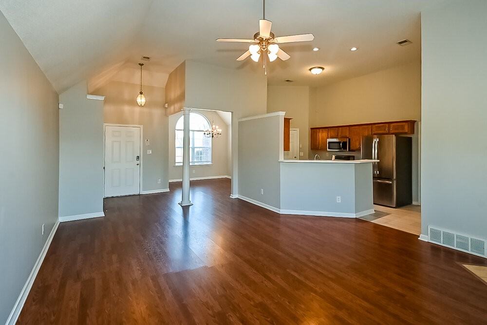 7870 Nandina Cv - Photo 4 of 16