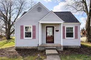 featured image of 7451 Cavell St