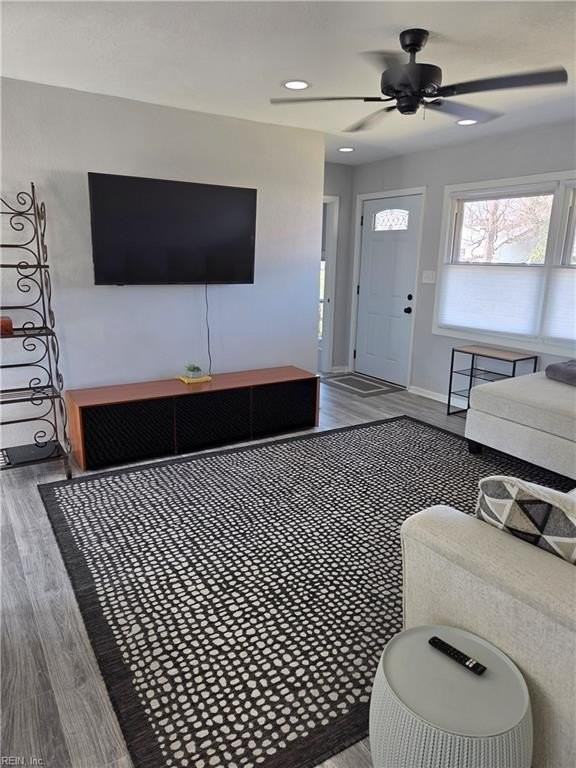 1853 Springwood St - Photo 3 of 14